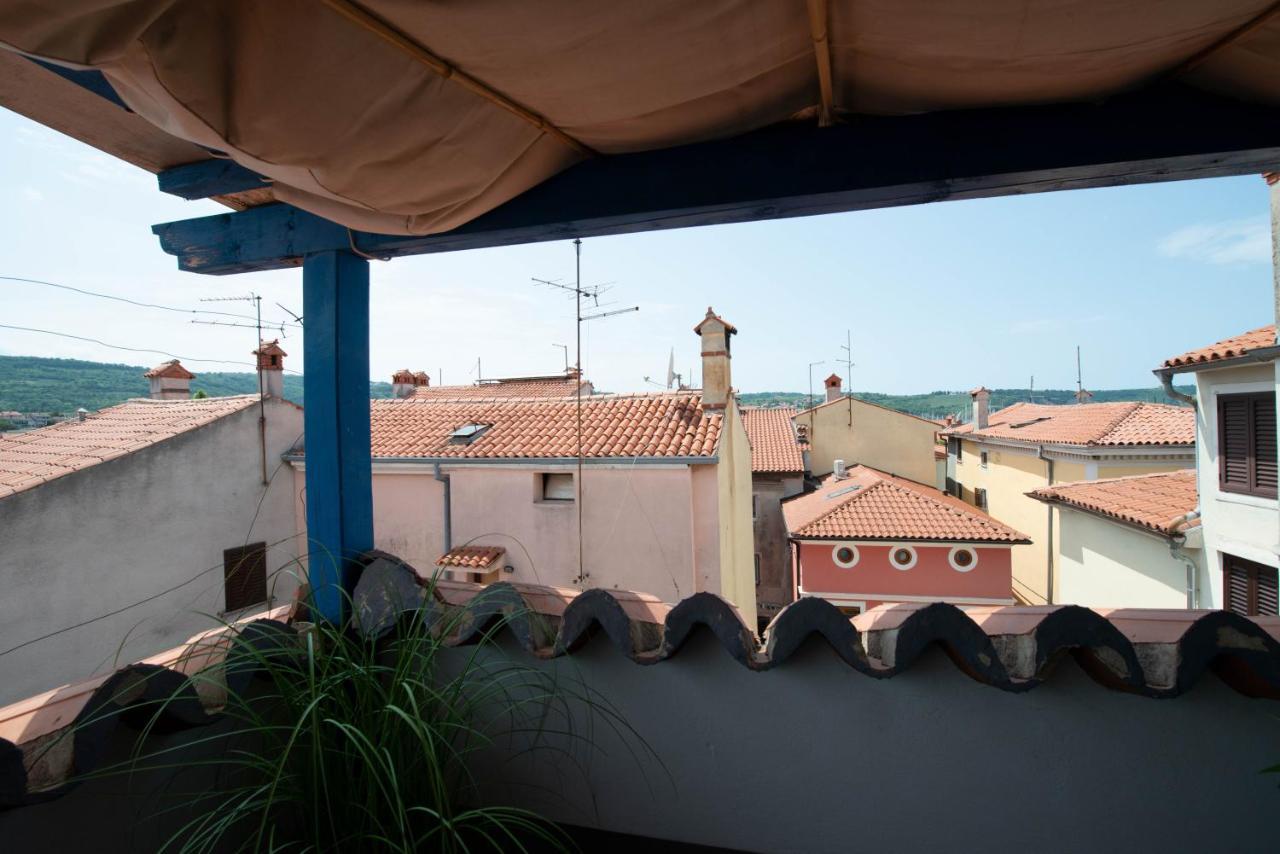 Modra Luna- Apartment With Terrace Изола Экстерьер фото
